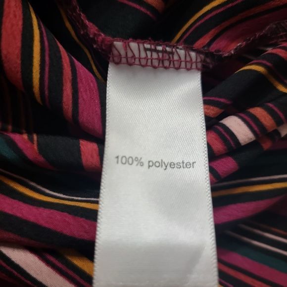 Maurices women's Blouse pink colorful‎ design plus size 0 long sleeve - Picture 5 of 6